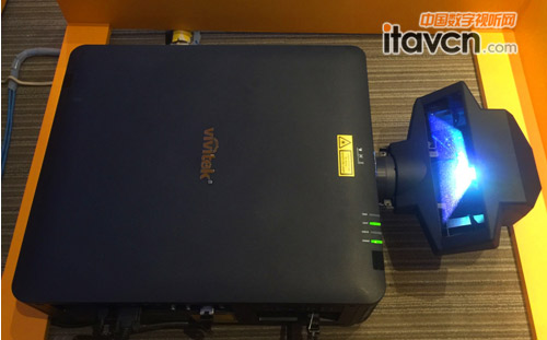 臺達旗下投影品牌Vivitek(麗訊)首款激光投影機DU8090Z